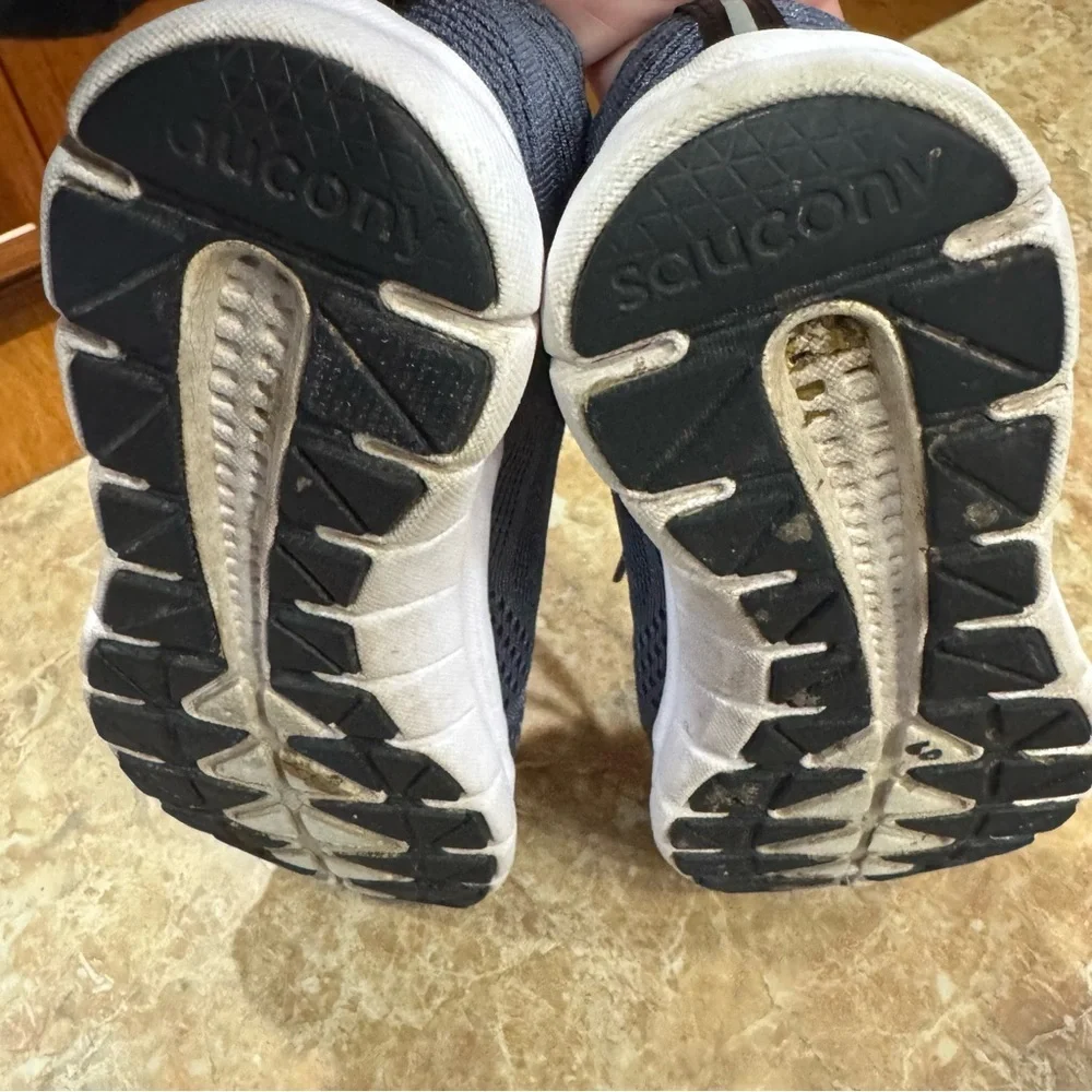 Saucony Grid Ideal Shoes Womens Size 6.5 Navy White Athletic Running Sneakers